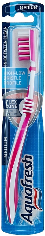 Medium Toothbrush, pink - Aquafresh In Between — photo N1