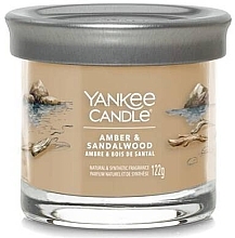 Scented Candle in Glass 'Amber & Sandalwood' - Yankee Candle Singnature Tumbler — photo N1