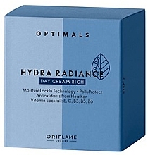 Moisturizing Day Cream for Dry Skin - Oriflame Optimals Hydra Radiance — photo N2
