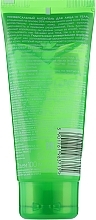 Multifunctional Face and Body Gel with Aloe - Eveline Cosmetics 99% Aloe Vera Multifunctional Body & Face Gel — photo N2