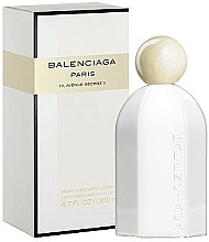 Fragrances, Perfumes, Cosmetics Balenciaga 10 Avenue George V - Body Lotion