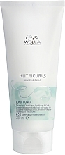 Fragrances, Perfumes, Cosmetics Curly Hair Conditioner - Wella Professionals Nutricurls Lightweicht Conditioner