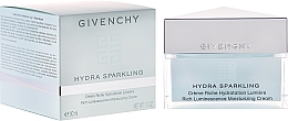 Fragrances, Perfumes, Cosmetics Moisturizing Cream - Givenchy Hydra Sparkling Rich Luminescence Moisturizing Cream