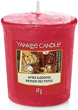 Fragrances, Perfumes, Cosmetics Scented Candle - Yankee Candle After Sledding Votive Candle