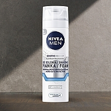 Shaving Foam "Recovery" - NIVEA MEN Sensitive Recovery Foam — photo N3