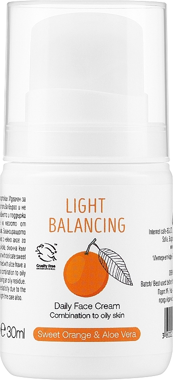 Lightweight Balancing Daily Face Cream - Zoya Goes Light Balancing Daily Face Cream — photo N1