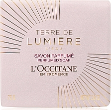 Fragrances, Perfumes, Cosmetics L'Occitane Terre de Lumiere L'eau - Perfumed Soap